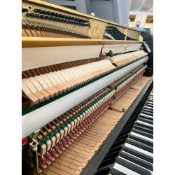 Piano Droit YAMAHA LU201 114cm Noir brillant