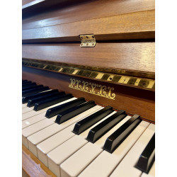 PLEYEL by SCHIMMEL Marigny Piano Droit Noyer Satiné