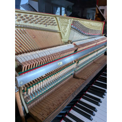 SEILER 122 PIANO DROIT NOIR BRILLANT