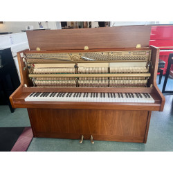 SAMICK S108S Piano Droit finition Noyer satiné