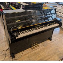 YOUNG CHANG E-109 Piano droit avec système silencieux finition Noir Brillant