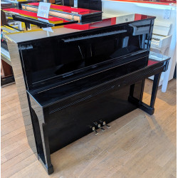 SCHIMMEL 118T Piano Droit Finition Noir Brillant avec mécanique Renner