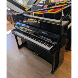SCHIMMEL 118T Piano Droit Finition Noir Brillant avec mécanique Renner