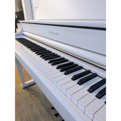 YAMAHA CLP-845 Blanc Mat OCCASION COMME NEUF