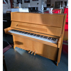 Petrof P-115 Piano Droit finition Bois Naturel