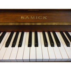 Piano Droit SAMICK CS-108 Noyer mat 108cm