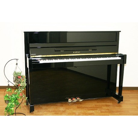Piano Droit KAWAI K-18 114cm Noir brillant
