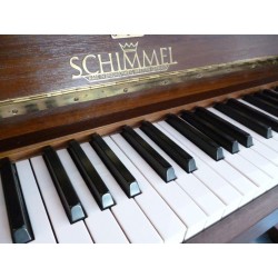 Piano Droit SCHIMMEL 110 Chippendale bois satiné