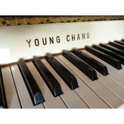 Piano Droit YOUNG-CHANG U-109 Ivoire brillant