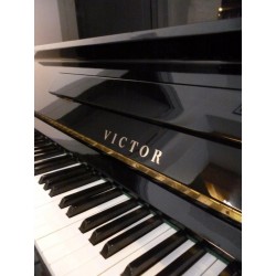 Piano Droit VICTOR V-102B Noir Poli 125cm