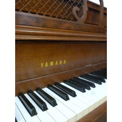 Piano Droit YAMAHA M2H noyer satiné