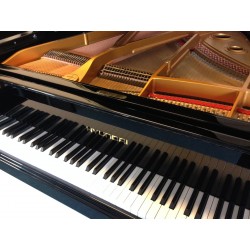 PIANO A QUEUE HYUNDAI by Samick 175cm Noir brillant 