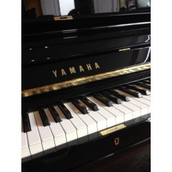 Piano Droit Yamaha U3AS 131cm Noir brillant (avec pédale tonale)