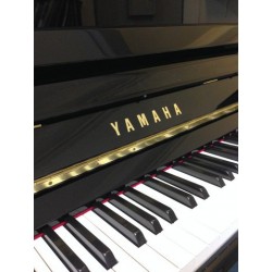 PIANO DROIT YAMAHA b3 SILENT 121cm Noir Brillant 