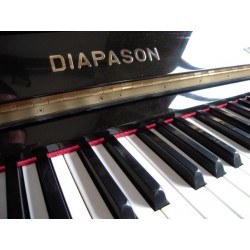 Piano Droit 125 DIAPASON By KAWAI Noir poli