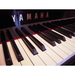 PIANO A QUEUE D'OCCASION YAMAHA C3 S SILENT 186cm Noir Brillant