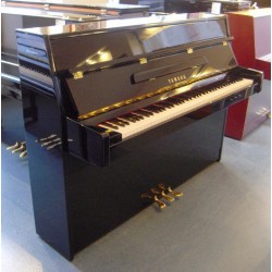 Piano Droit YAMAHA C 110A Noir brillant
