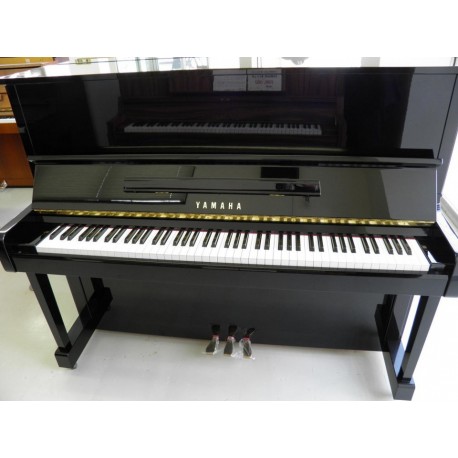 Piano Droit Yamaha MC90 121cm Noir brillant 