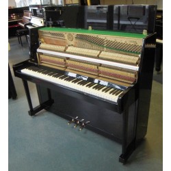 Piano droit ROSLER, modèle 113, finition noir brillant