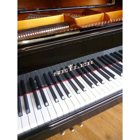 PIANO A QUEUE SEILER MAESTRO Noir brillant  1m80