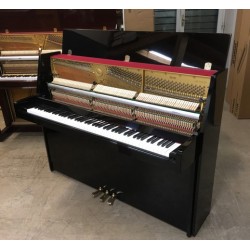 Piano Droit YAMAHA M-108 Noir Brillant