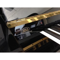 Piano Droit SCHIMMEL 120 International Noir brillant